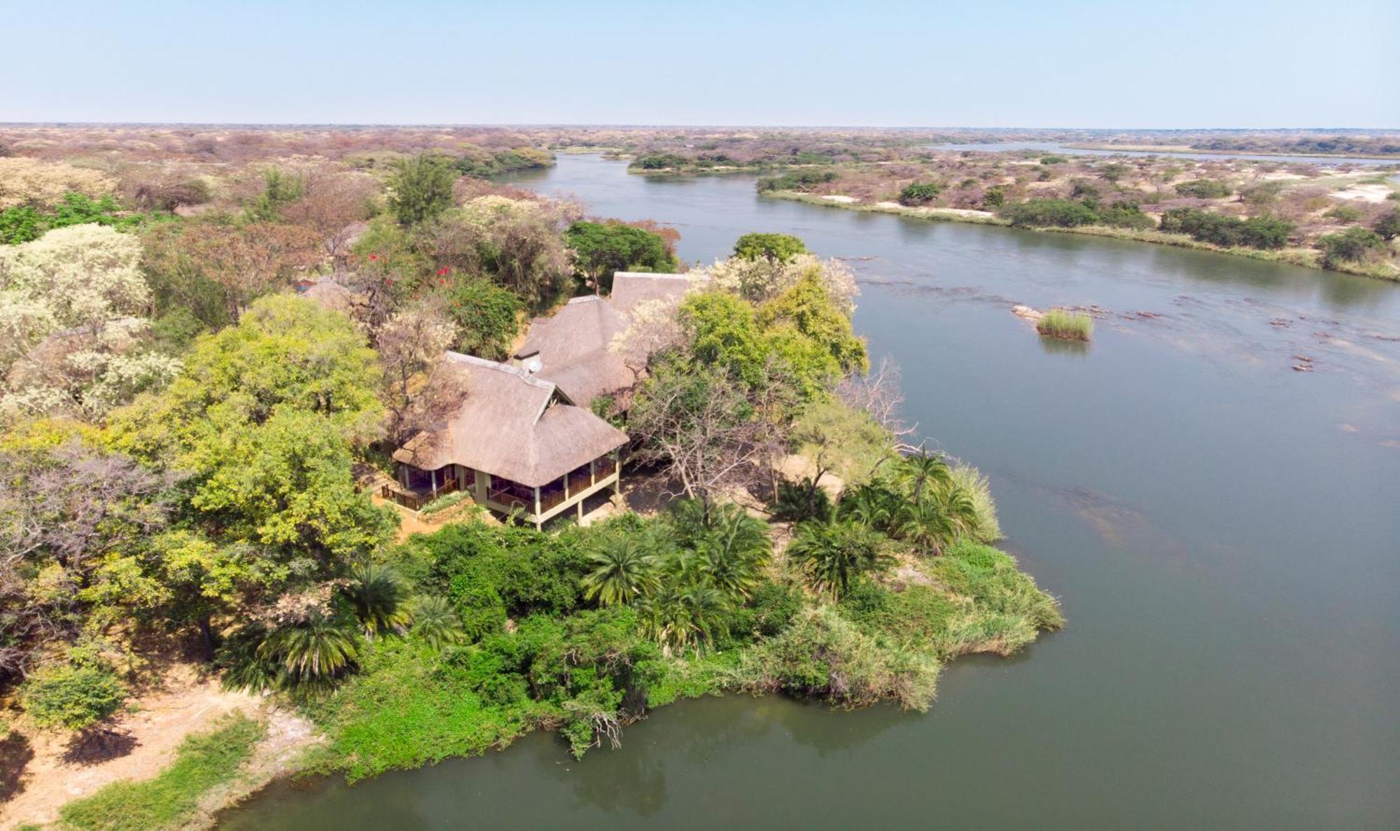 Divava Okavango Resort & Spa Bagani Luaran gambar