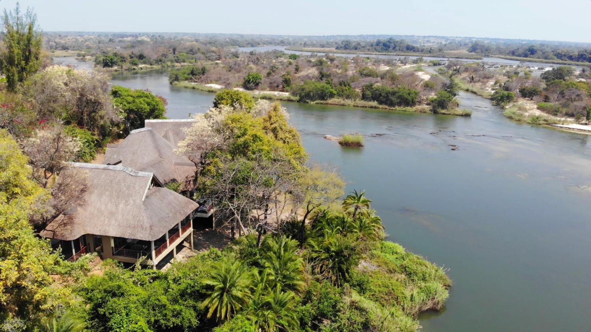 Divava Okavango Resort & Spa Bagani Luaran gambar