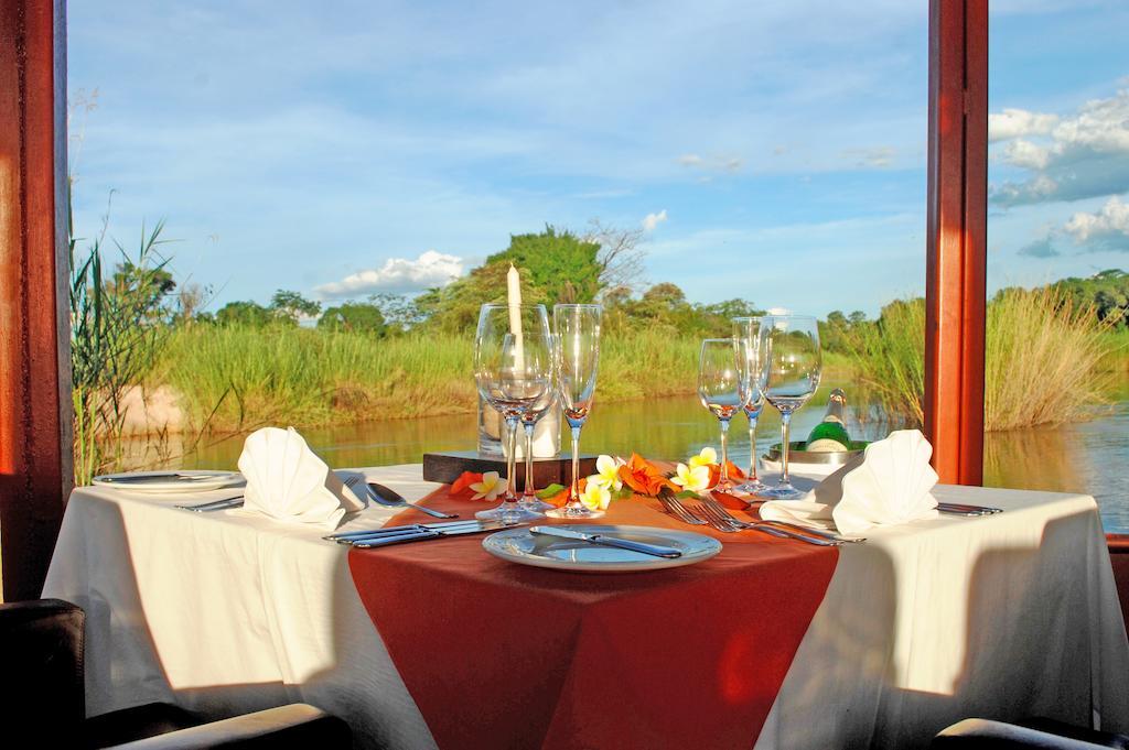 Divava Okavango Resort & Spa Bagani Luaran gambar